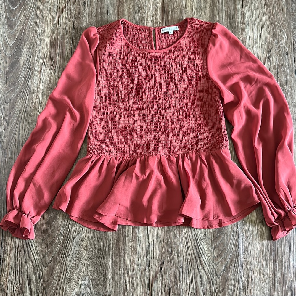 🆕 NWOT Wishlist Apparel  Smocked Peplum Blouse
